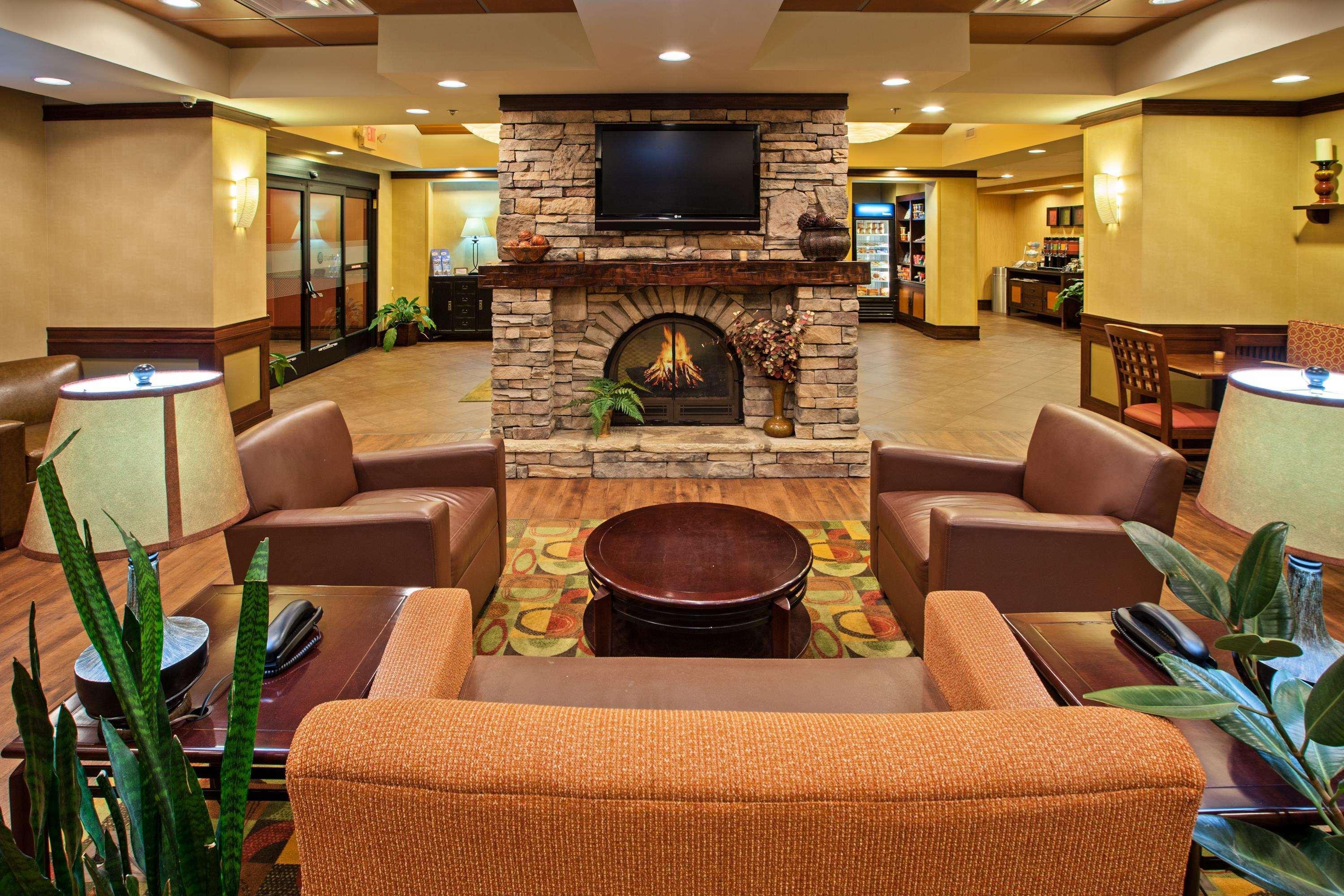 Hampton Inn Chattanooga-North Buitenkant foto